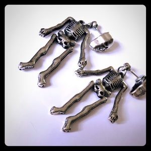 🌷Alloy Skeleton  Earrings